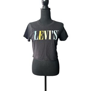 FREE WITH ANY PURCHASE 🧡 Levi’s Crop